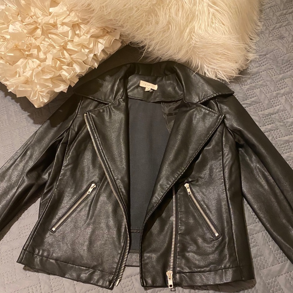 Leather Jacket - Picture 3 of 3